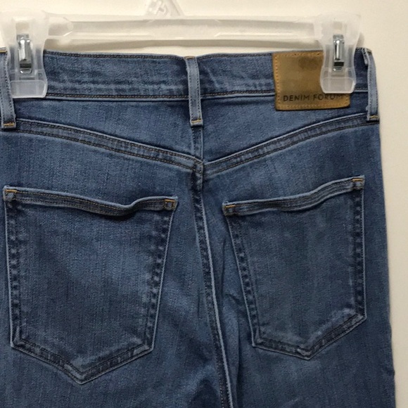 Aritzia Denim Forum Lola High Rise Skinny-Size 26 - Picture 11 of 12